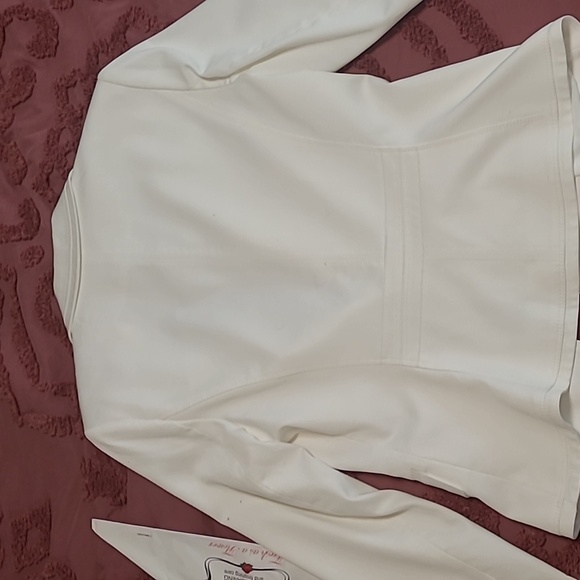 Jacket - Picture 5 of 6